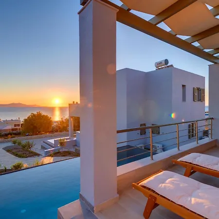 Syraki Villa *