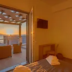 فيلة Syraki *